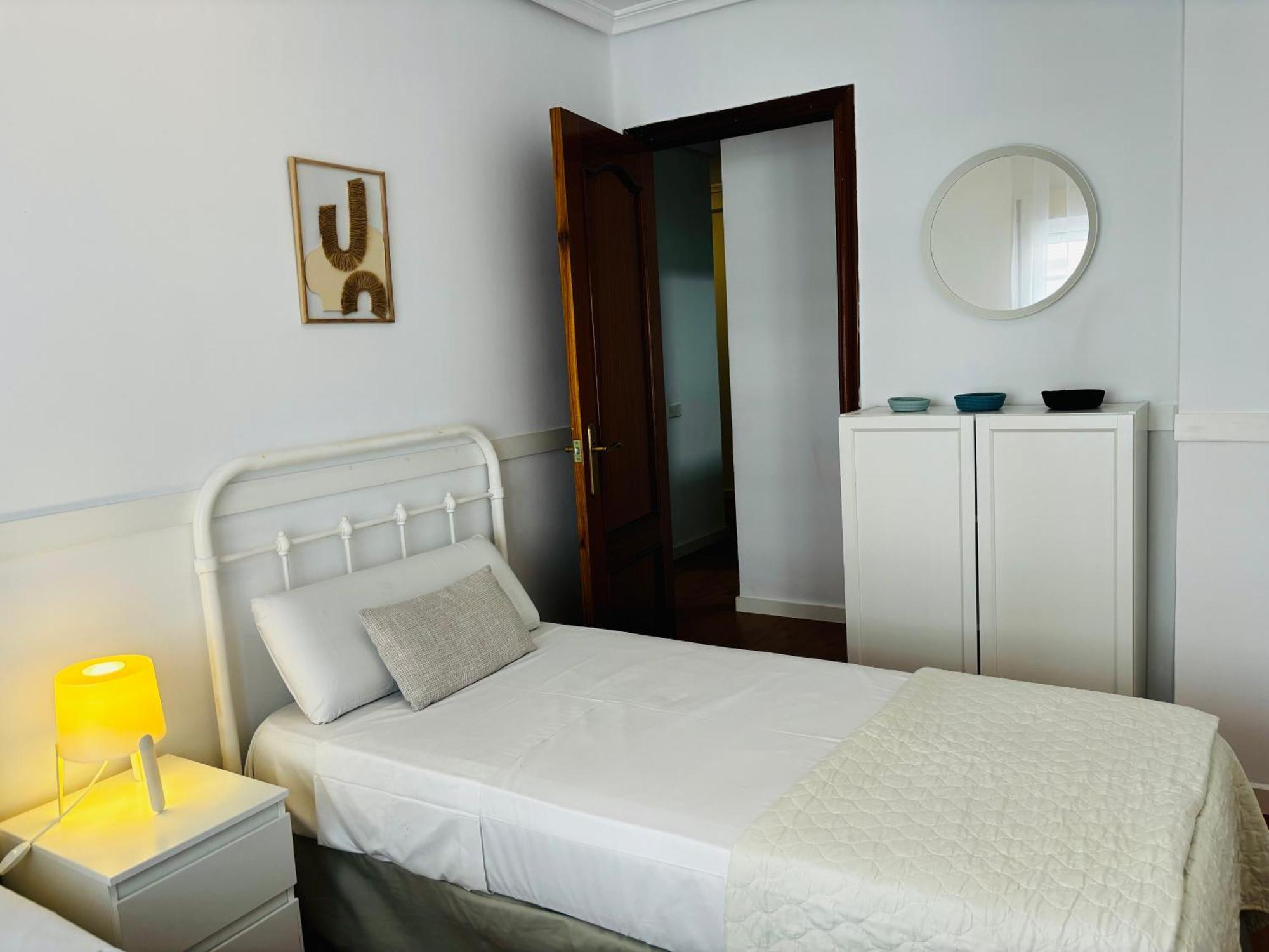 Travel Habitat Mestalla Valencia Exterior photo